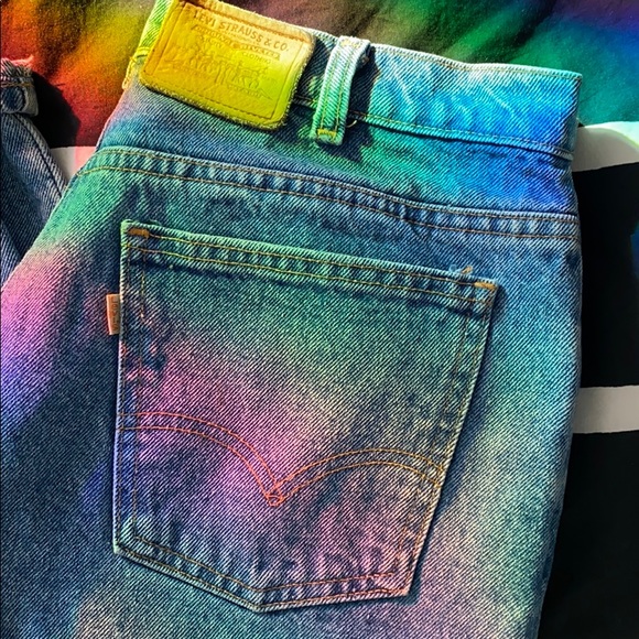 LEVI’s jeans - Picture 2 of 3